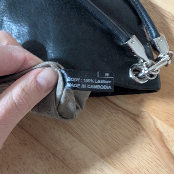 margot Black Pebbled Slouchy Double Strap Bag - Picture 7 of 7